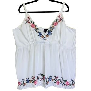 Torrid White and Pink Embroidered Tank Top - Size 4 / 4x